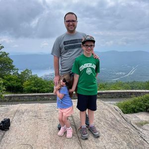 Meet your Posher, Gary